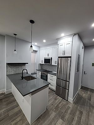 2nd image of 67 Driggs Ave APT 1R