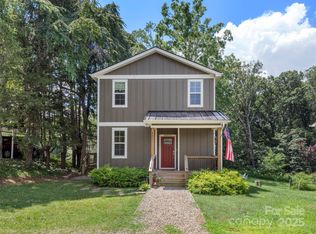 862 Sand Hill Rd, Asheville, NC 28806
