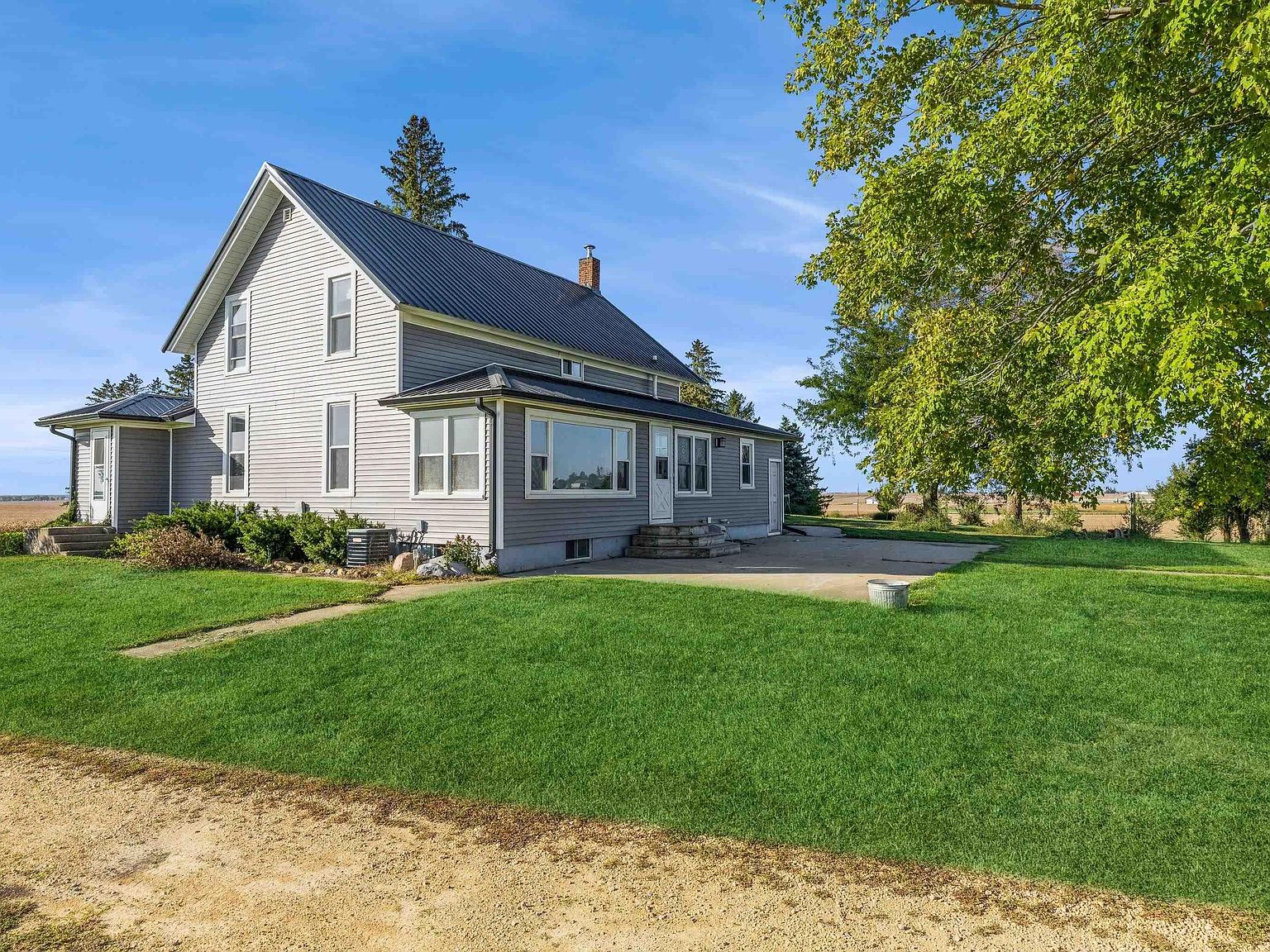 2727 190th Ave, Calamus, IA 52729 Zillow