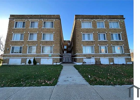 1st image of 15395 Linwood St #101