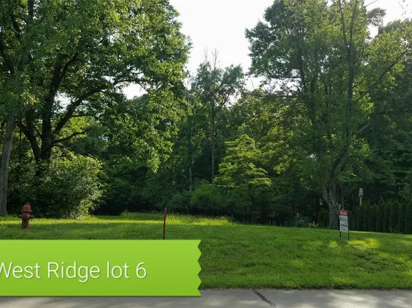 776 Grafton Hills Dr, Grafton, IL 62037