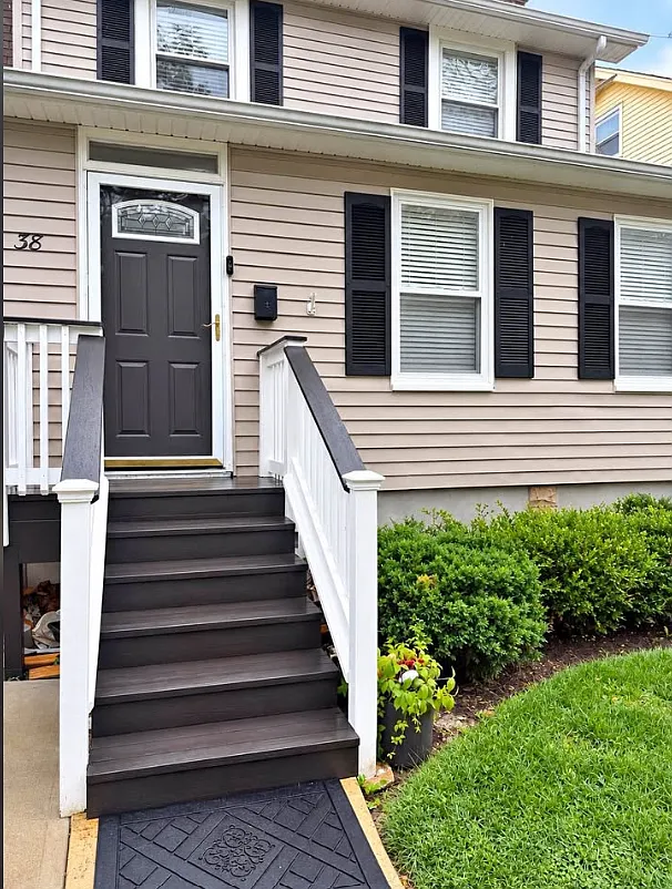 3 bed, 2.5 bath, $4,500 — Photo 1