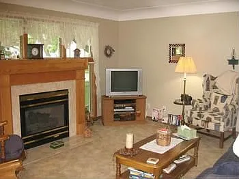 42 E Sharlear Dr photo 1
