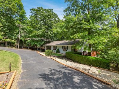 561 Friar Tuck Ln, Lake Sherwood, MO, 63357