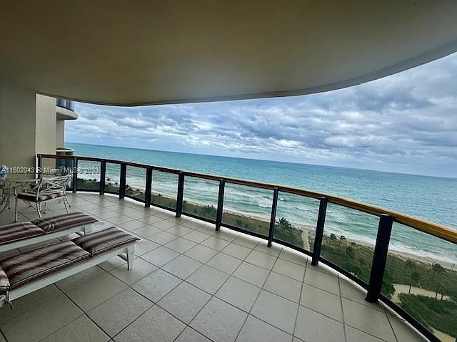 1st image of 9999 Collins Ave APT 14E