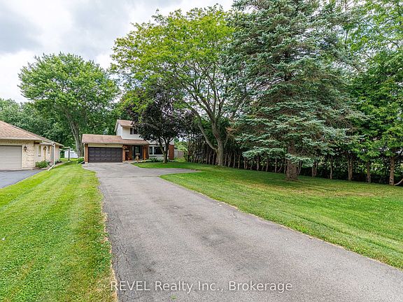 2nd image of 853 S Pelham Rd