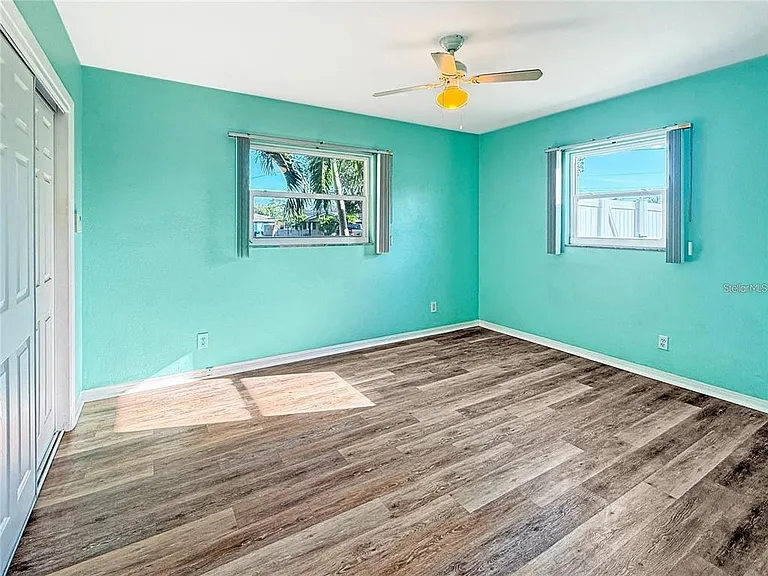 8802 109th Ln — Photo 11