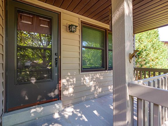 2nd image of 3810 Wyoming WAY #2