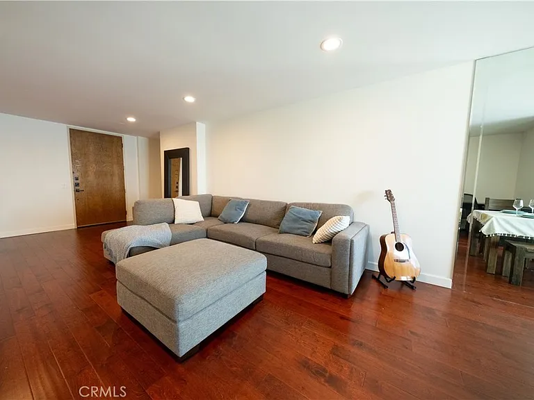 10751 Wilshire Blvd #1405 — Photo 9