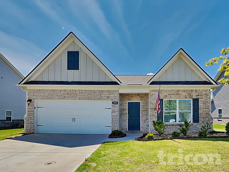 109 Innis Brook Cir — Photo 2