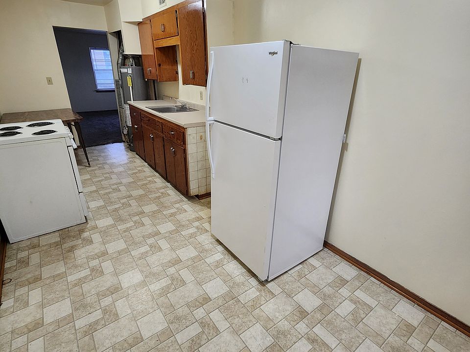 1st image of 501 E Crawford St #1