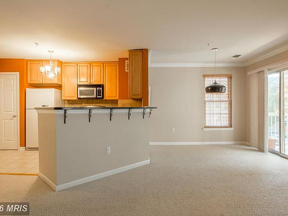 4th image of 12763 Fair Briar Ln #12763