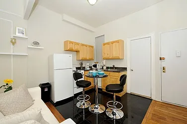 Rented by Eisenberg Exclusives