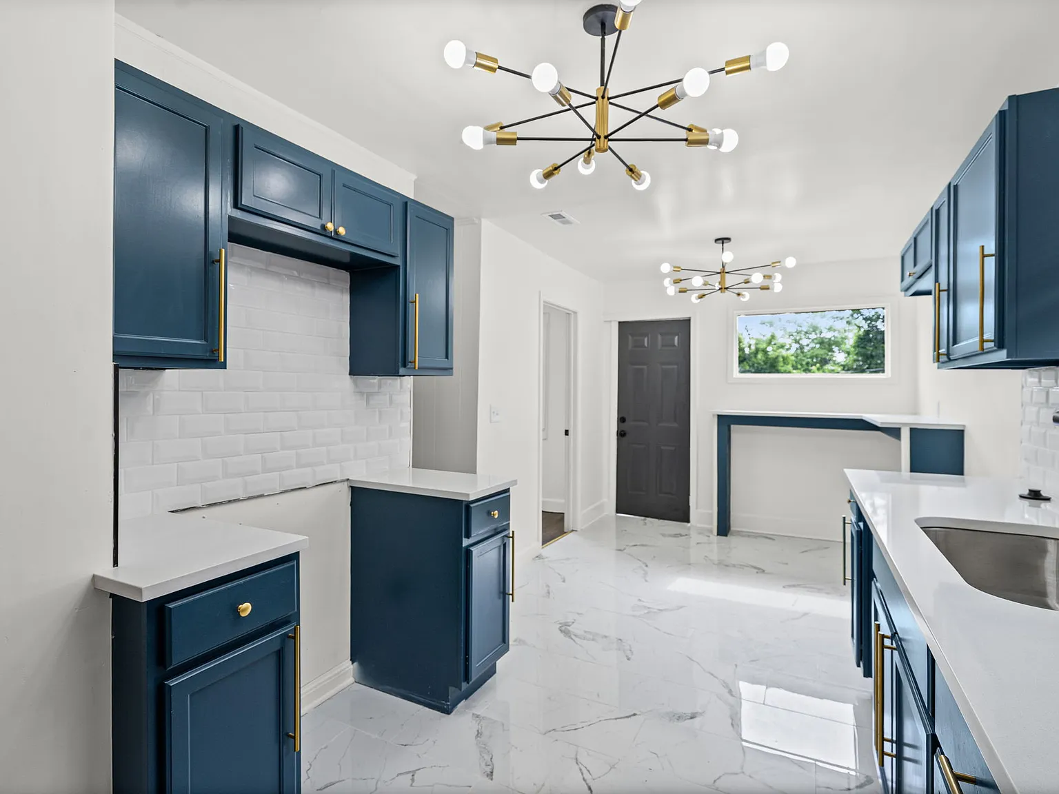 6 bed, 1829 sqft, $1,775 — Photo 4
