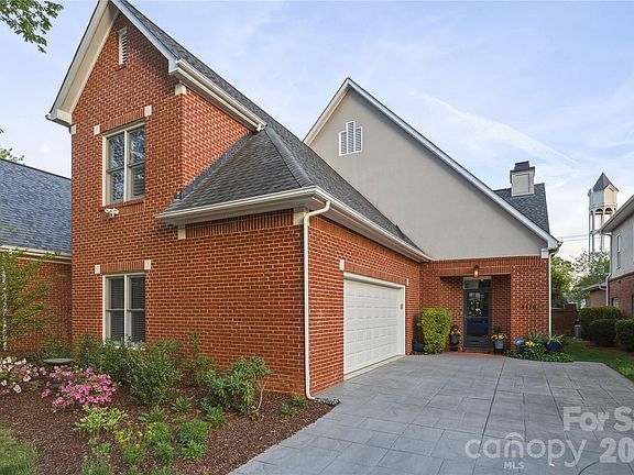 3rd image of 4118 Sharon Commons Ln