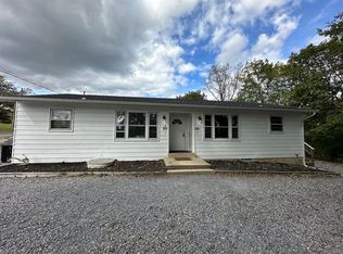 231 Longs Gap Rd, Carlisle, PA 17013