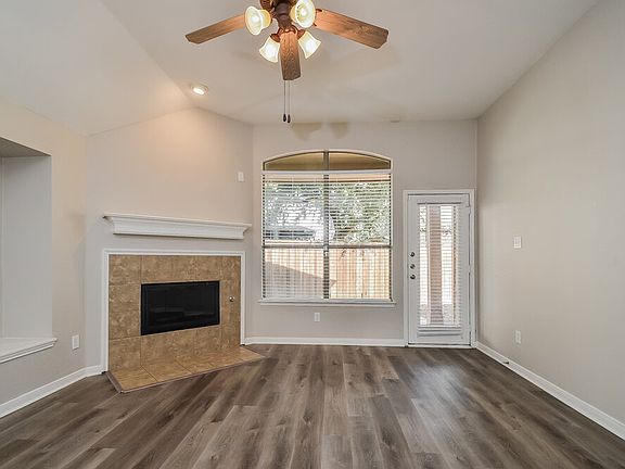 4th image of 1409 Mockingbird Dr