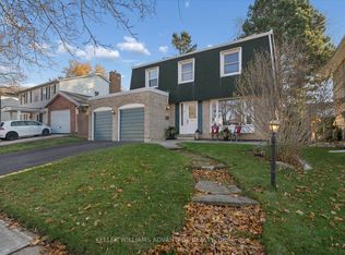 11 Castle Hill Dr, Toronto, ON M1T2Y2