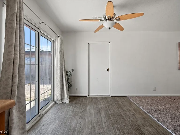 245 Meyers Ave — Photo 9