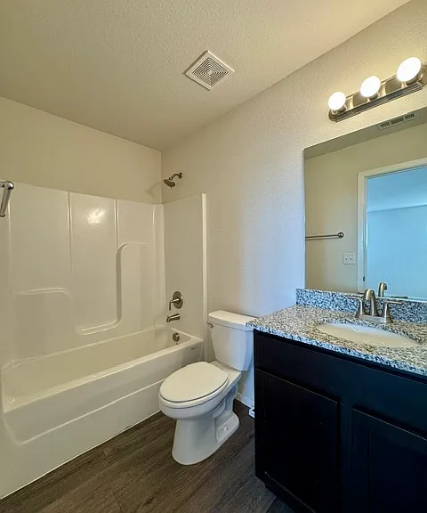 507 Ashwood St — Photo 20