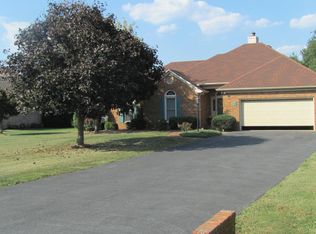 85 Fox Run Way, Bowling Green, KY 42104