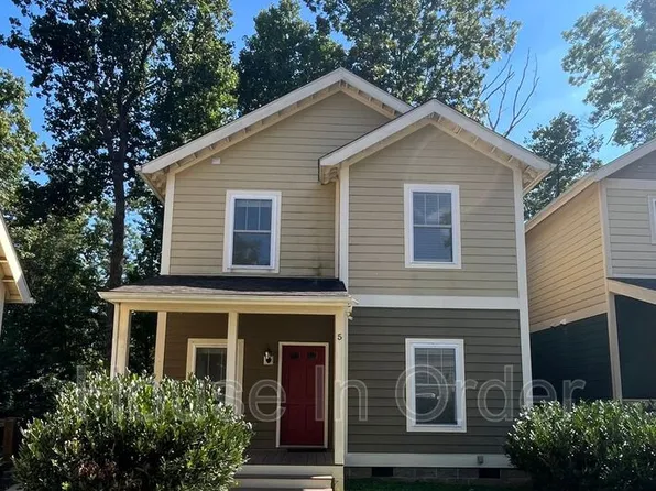 129 Aurora Dr #5, Asheville, NC 28805