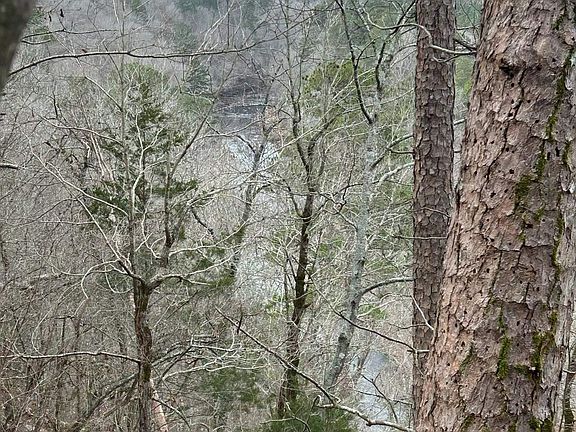 3rd image of 84 N Old Factory Site Rd