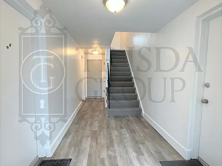 119 Rothesay Ave #6 — Photo 20