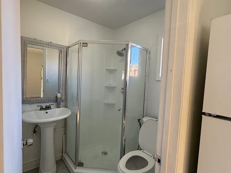524 Sycamore Ave — Photo 5