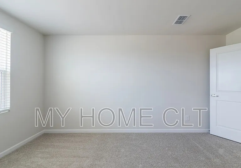 6067 Bridle Creek Dr #1 — Photo 14