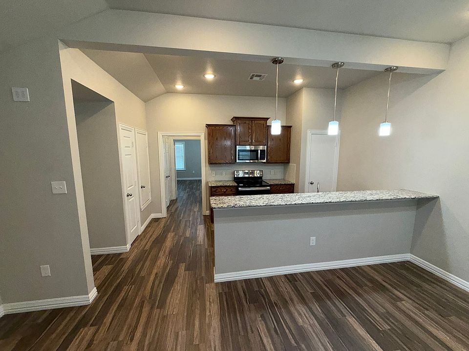1st image of 3206 Addison Way