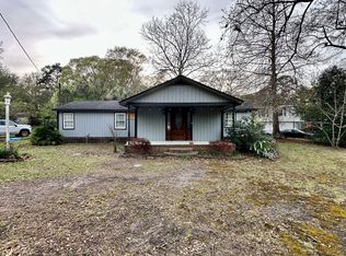 916 Leonard Dr, Johns Island, SC 29455