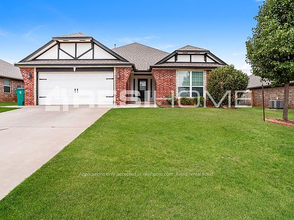 3rd image of 713 Drover Ln