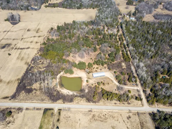 2055 Darylnn Lake Rd, Lupton, MI 48635