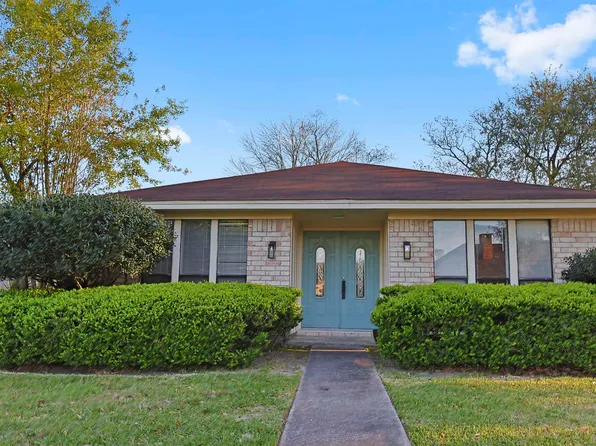 6925 Glen Willow Dr, Beaumont, TX 77706