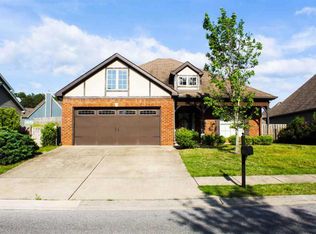 1073 Emerald Ridge Dr, Calera, AL 35040