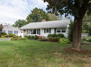 47 Victoria Pl, Red Bank, NJ 07701