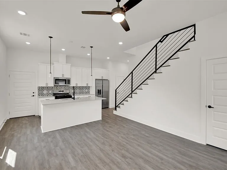 7603 Carver Ave #1-A — Photo 7