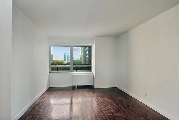 Sold by Compass | media 6
