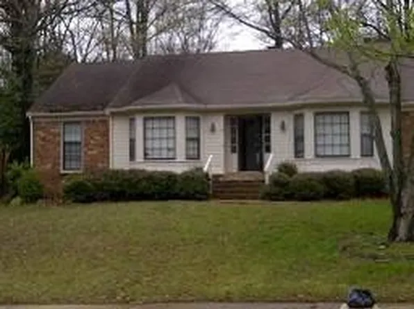 8588 Kettering Dr, Cordova, TN 38016