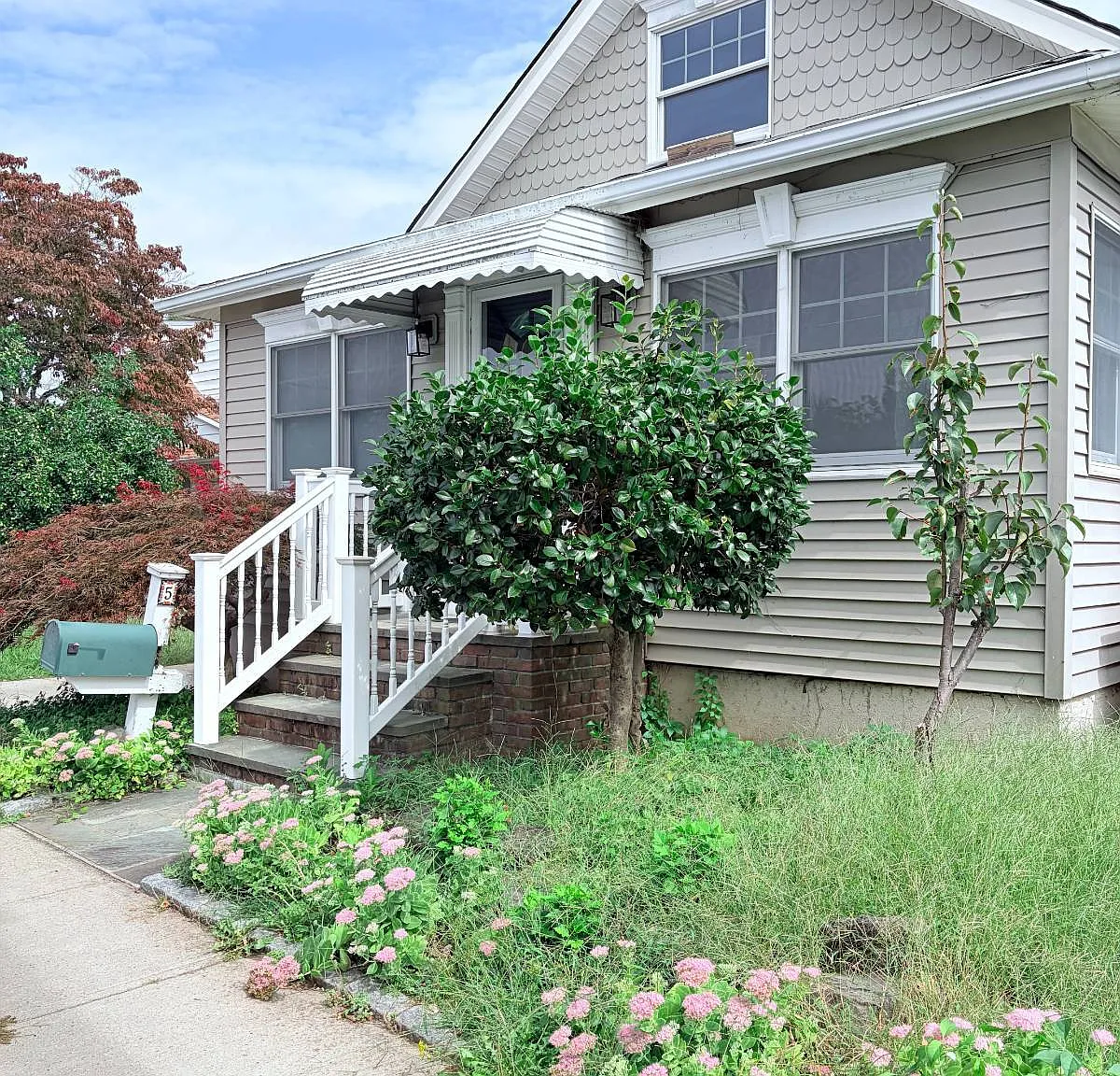 4 bed, 3.0 bath, 1286 sqft, $4,400 — Photo 1