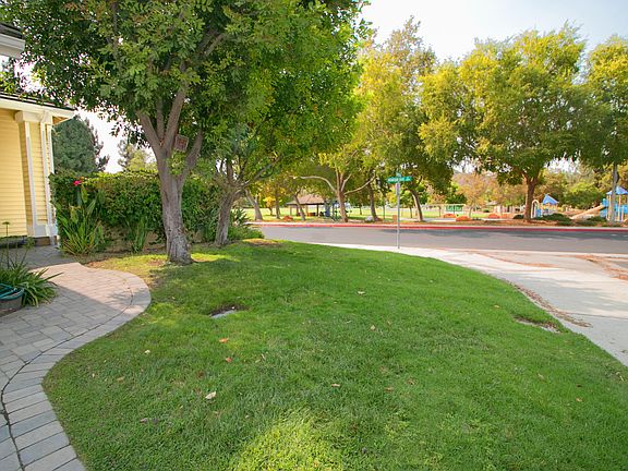 2nd image of 12312 Sunnyglen Dr