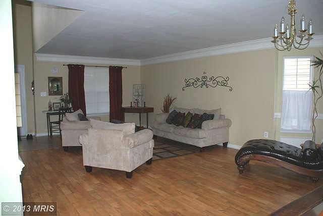 1st image of 2207 Cottonwood Ln