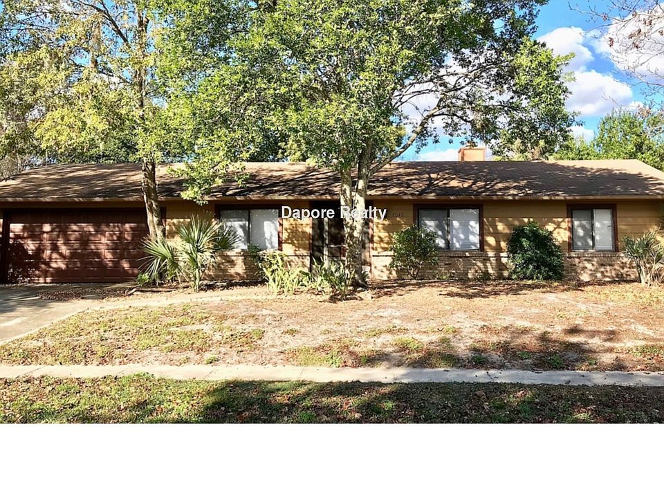 1st image of 8042 Dunstable Cir