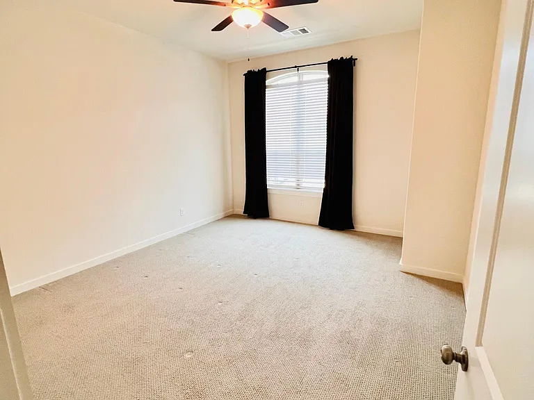 1175 Lake City Ave — Photo 6