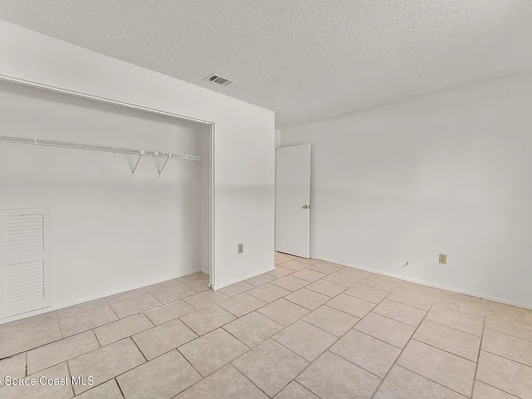 920 San Filippo Dr SE — Photo 7