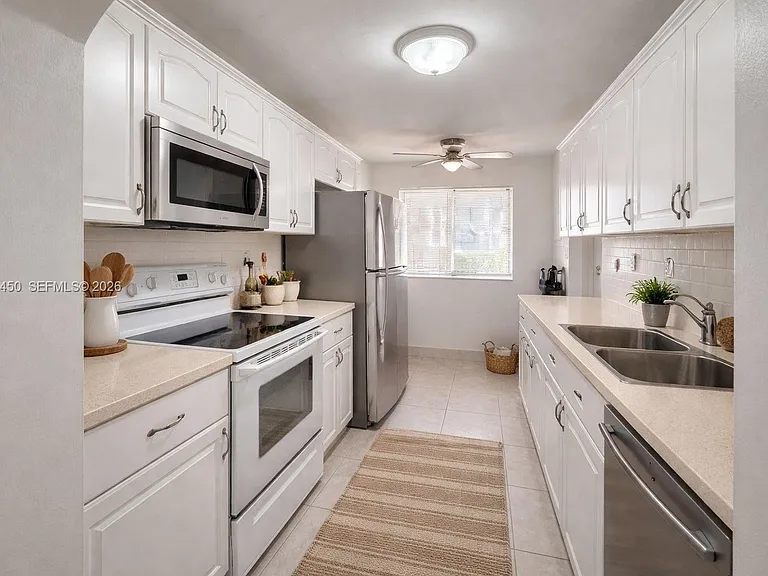 155 Lakeview Dr #101 — Photo 23