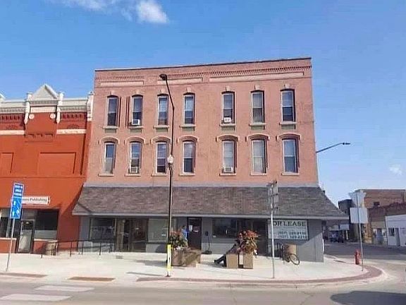 5th image of 600 1st Ave S