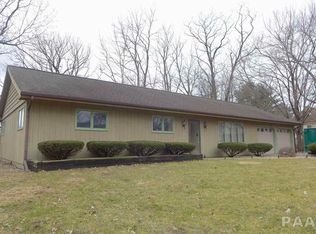 13519 N Lakewood Dr, Dunlap, IL 61525