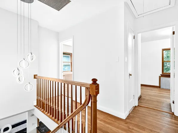 6015 Independence Avenue image 47 of 85